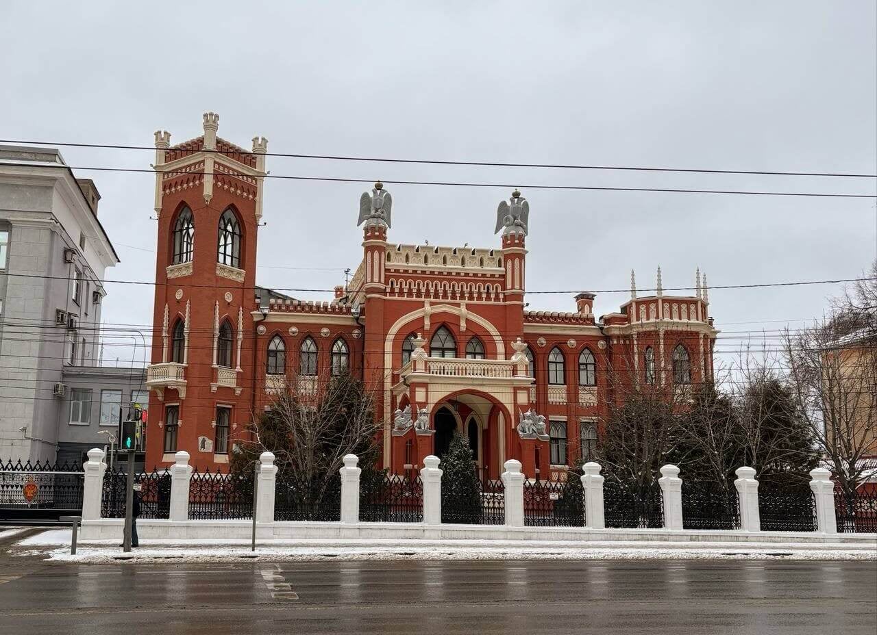Красный замок купца Булычева